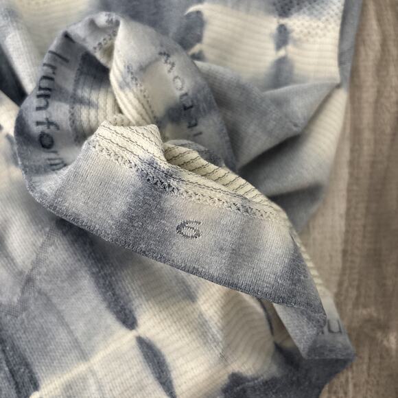 Lululemon Swiftly Tech Racer Back Tie Dye Tank Top Size 6 Blue White - Picture 9 of 11